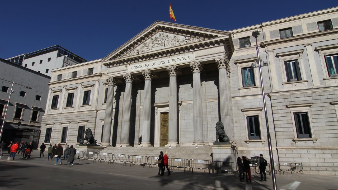 Stand-in: 2015 file view of Spain’s Congress of Deputies in Madrid, not a photo of Monday’s announcement